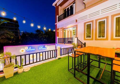 4 Bedroom Town Villa With Private Pool