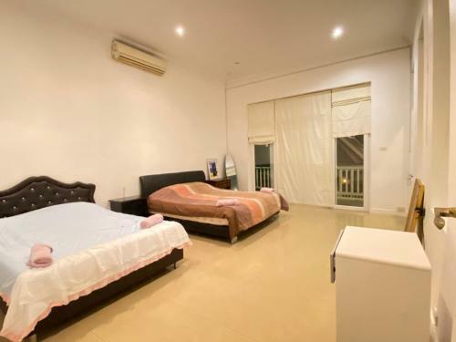 Villa Luxury Palace,beach 600m,bbq,karaoke,snooker