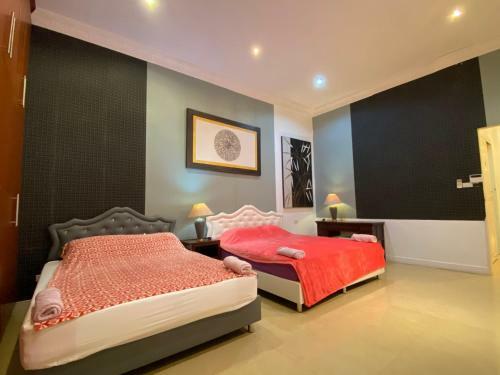 Villa Luxury Palace,beach 600m,bbq,karaoke,snooker