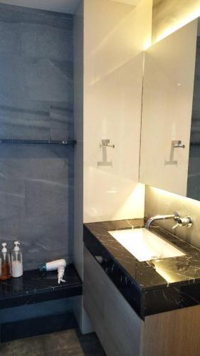 Apartamento Andromeda Seaview Condo Near Beach