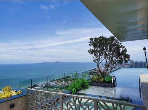 Apartamento Grand Avenue Pattaya Condos 1