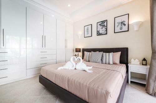 Majestic Residence Pool Villas Private Beach Pattaya