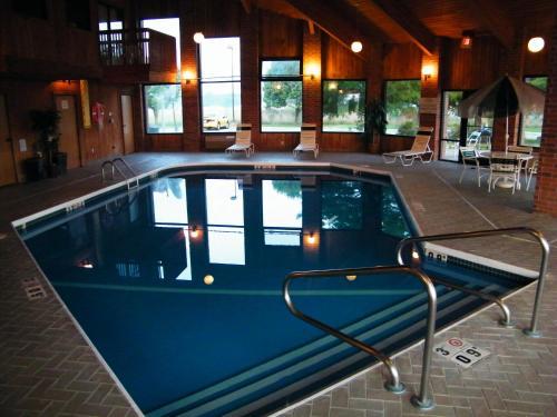 Hotel Country Hearth Inn & Suites - Mexico