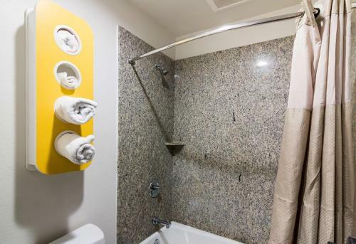 Hotel Rodeway Inn City Of Industry
