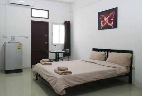 Hostal Baan Mai Guest House
