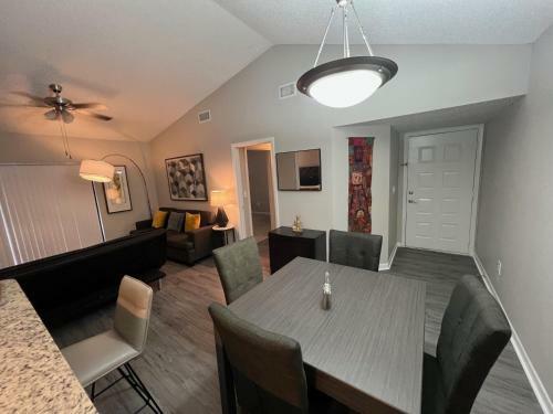 Apartamento Luxurious 2-2 Townhouse Villa Awaits You!!