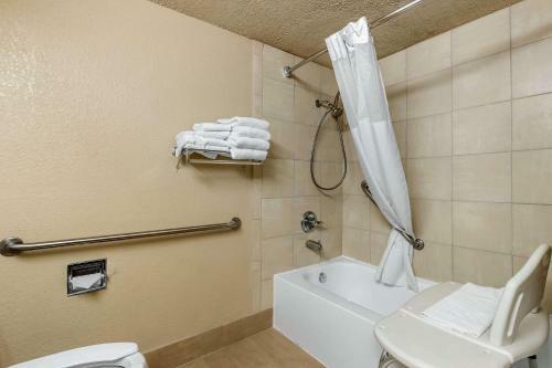 Hotel Quality Inn & Suites Des Moines