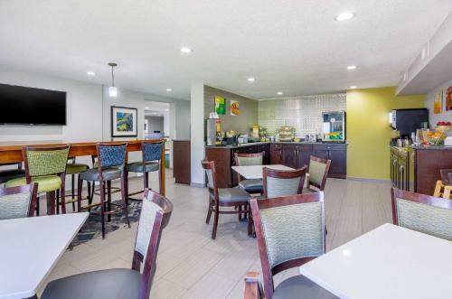 Posada Quality Inn & Suites Staunton