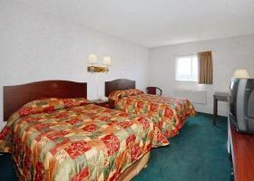 Econo Lodge East Staunton