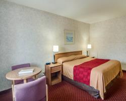 Econo Lodge East Staunton