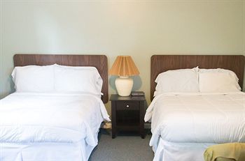 Hotel Clarence Inn