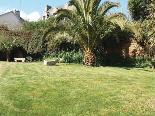 Holiday Home Rue Kervoas