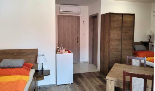Hostal Penzion A Wellness U T?ebo?sk� Madony