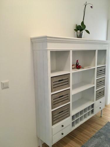 White Vintage Park View Apartment