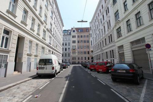 Apartamento Casa Nostra - Ruhige Stadtwohnung Mit Balkon