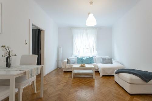 City Center Operastreet Apartment "italy"