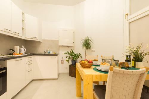 Stunning Apartment Vienna Central Station