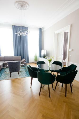 The Flats Apartments - Urania | Contactless Check-in
