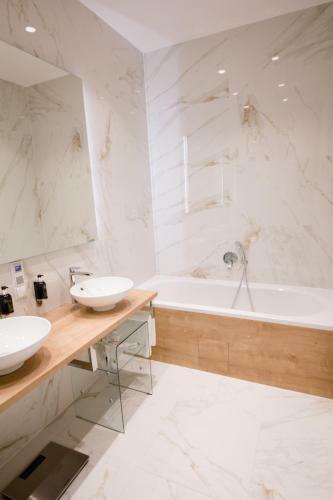 The Flats Apartments - Opera | Contactless Check-in