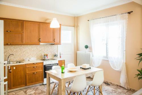 Navarino Apartment