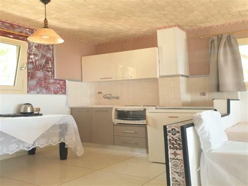Entire Villa Full View 3 Bedrooms 3 Bathrooms 3 Kitchens