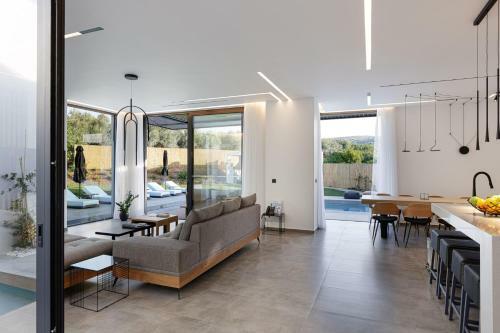 Physis & Wood Villa