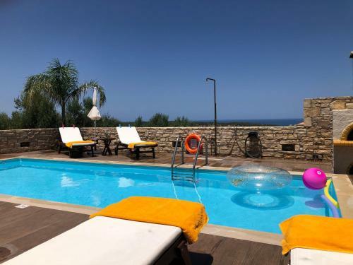 P&s Luxury Home In Cretan Nature With Sea View