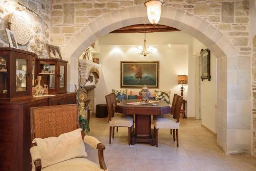 Evridiki's House Apartment And Studio