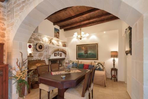 Evridiki's House Apartment And Studio