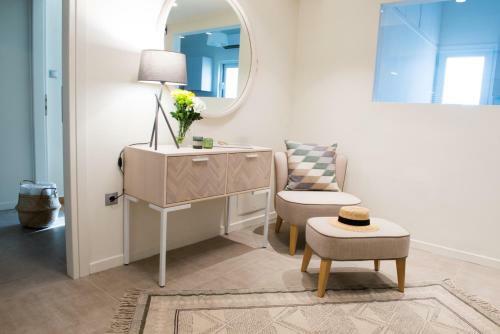 Piraeus Seaview Elegant Apartments