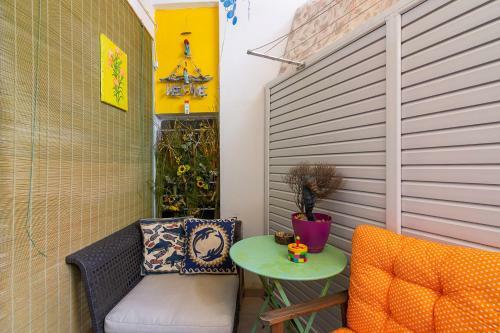 Tropical Apartment In Pireaus Center