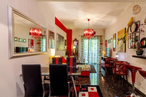 Tropical Apartment In Pireaus Center