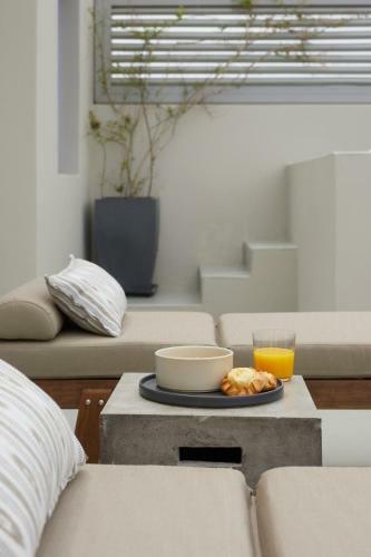 Villa Santorini Sky, Luxury Resort