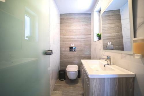 Nafsika Xenia Luxury Villas