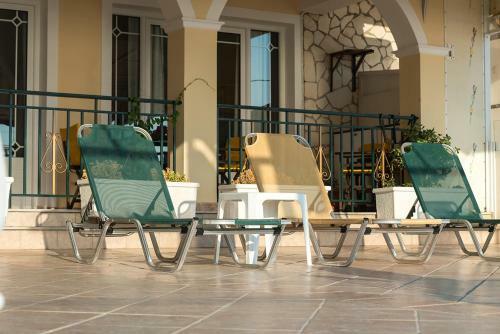 Andretina Apartments