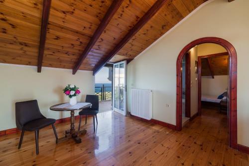 Soso's Sea View Apartment