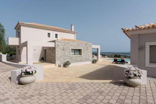 Luxury Private Villa With Outstanding 180� Seaview