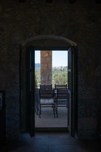 Modern 2bdr Stone Tower, Majestic View In Mani