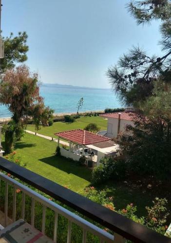 Seaside Apartment Avra Ideal For Families
