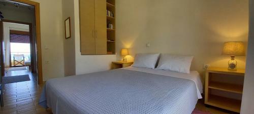 Lovely Maisonette Right In Front Of The Sea