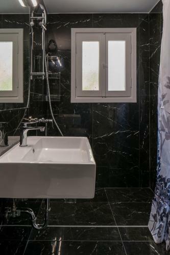 Apartamento Chroma Lodge Rafina