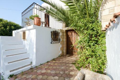 Traditional Cretan Stone House /2