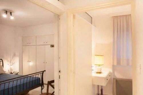 Exotic Apartment 1 Min From Marikes Beach