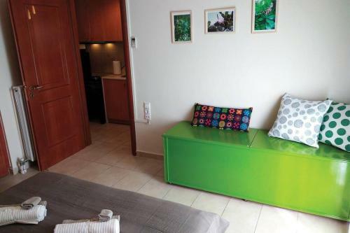 Aloe Apartment In Askeli