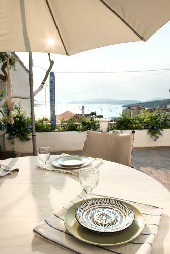 Aquarella-fairytale Apartment With Sunset View