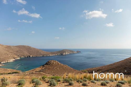 Kyr Mimis Homm Contemporary Cycladic Design Villa