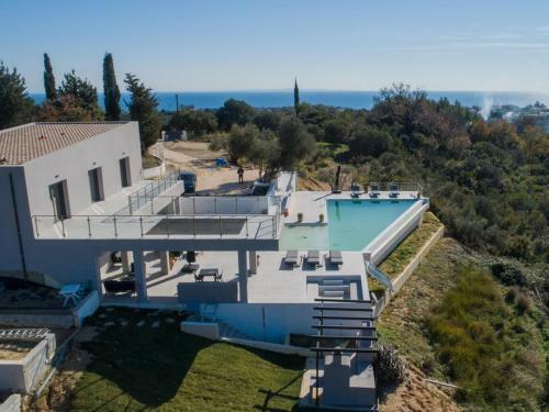 Exclusive Villa Petalouda