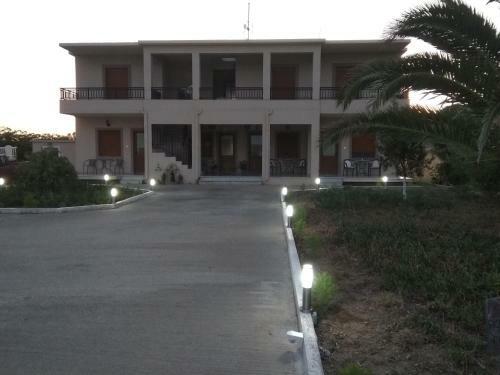 Vakis Apartments 2
