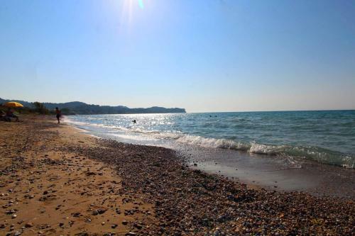 Apartamento Katomeris Beach House