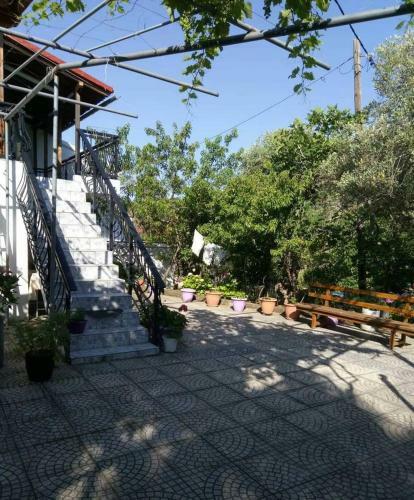 Fanis & Xenia's Residence